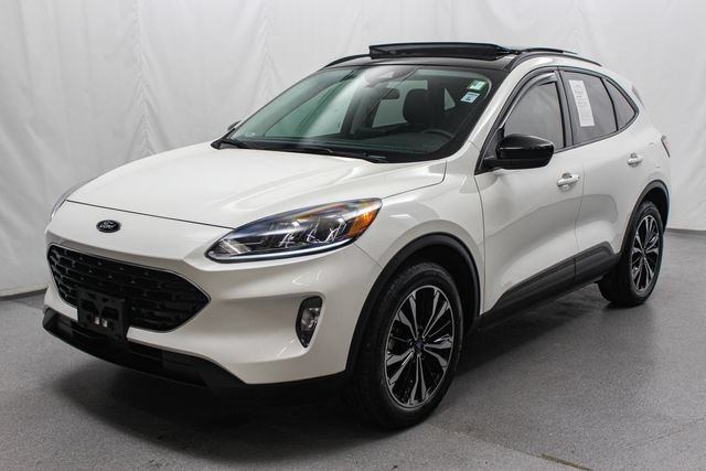 Certified 2022 Ford Escape SEL w/ SEL Stealth AWD Package image 5