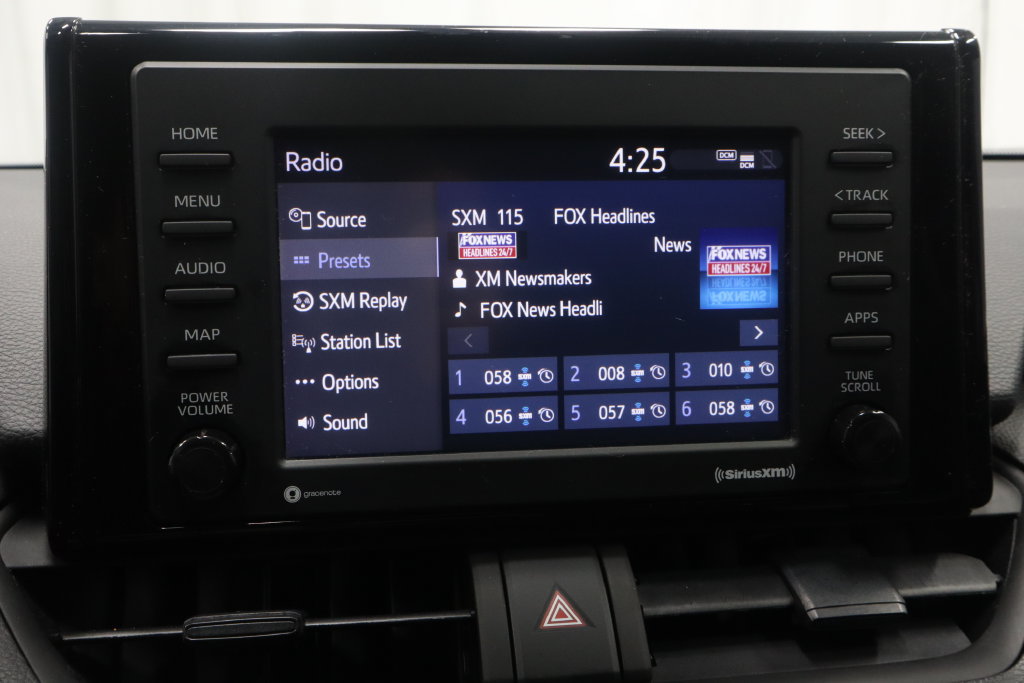 Used 2022 Toyota RAV4 LE AWD/4WD image 23