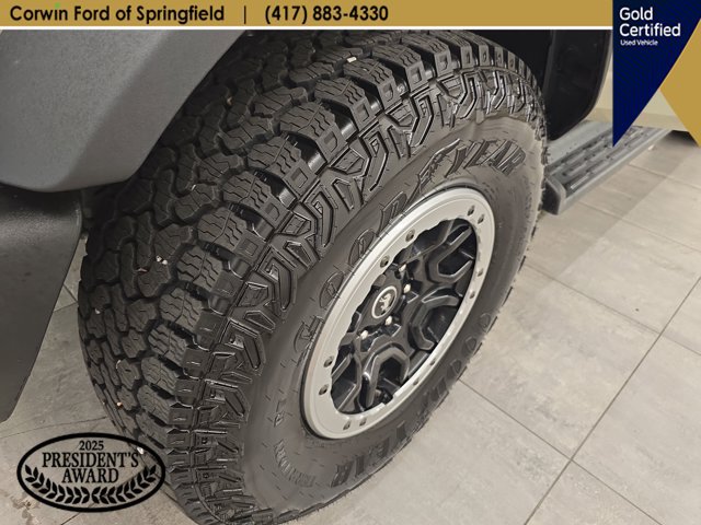 Certified 2025 Ford Bronco Outer Banks w/ Sasquatch Package AWD/4WD image 39