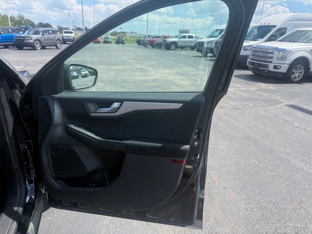 Certified 2020 Ford Escape SE FWD image 55