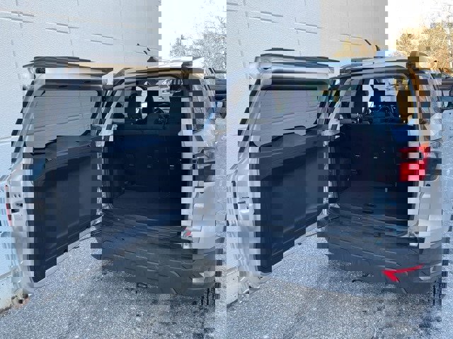 Certified 2019 Ford EcoSport SE image 9