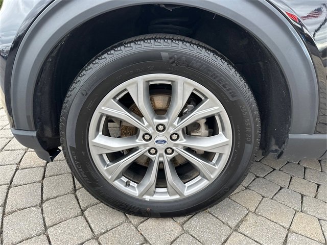 Certified 2023 Ford Explorer Limited w/ Equipment Group 301A image 15