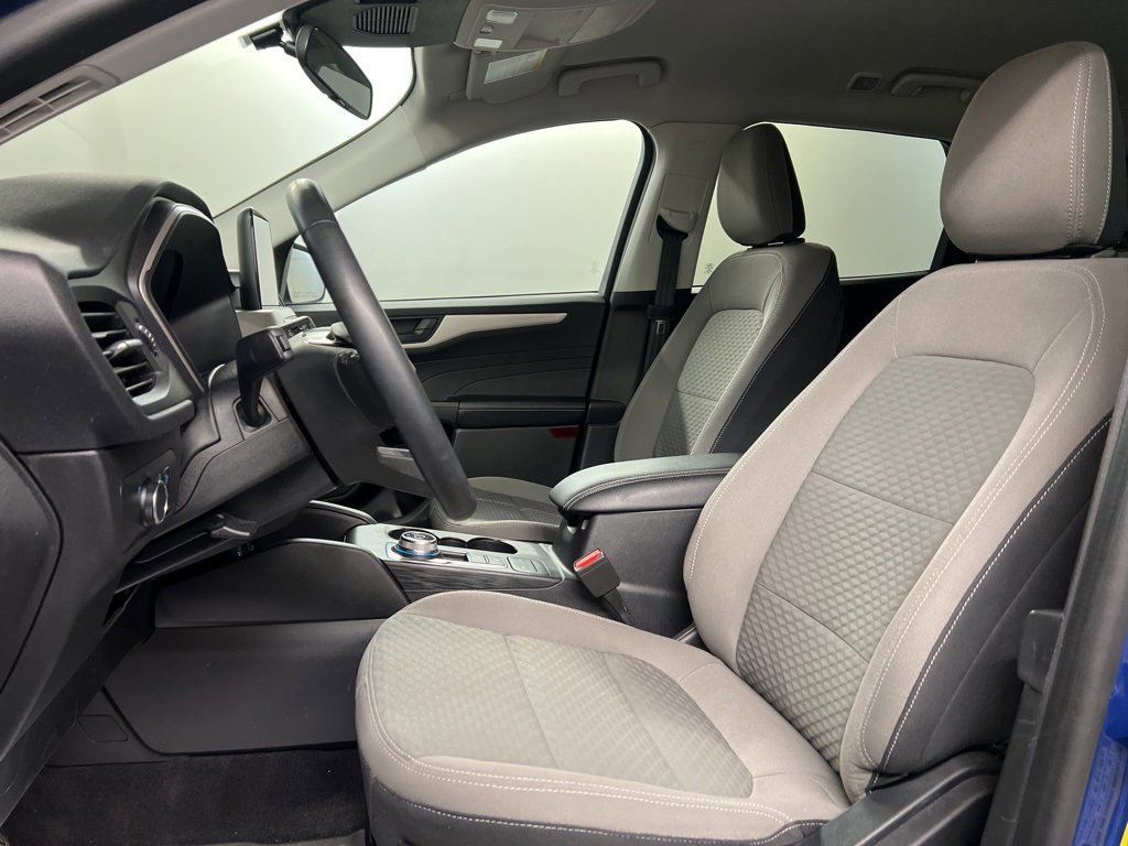 Certified 2022 Ford Escape SE w/ Cold Weather Package image 27