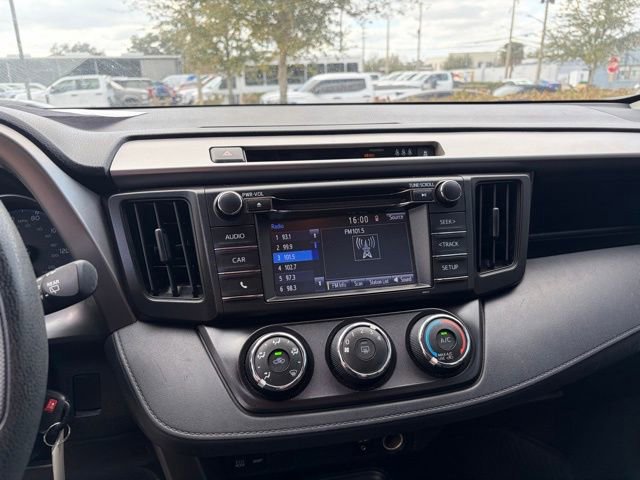 Used 2018 Toyota RAV4 LE image 16