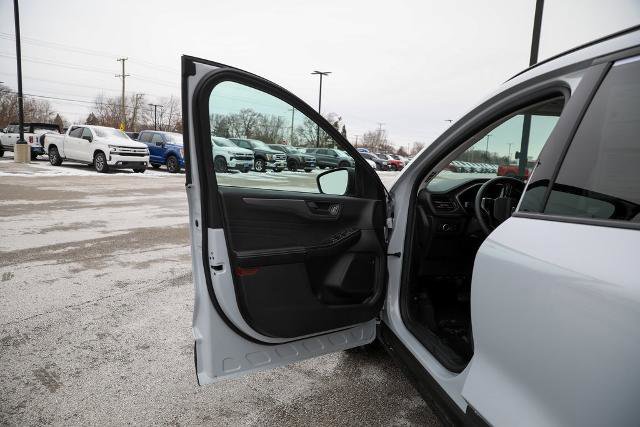 Certified 2025 Ford Escape Active w/ Tech Pack #1 image 17