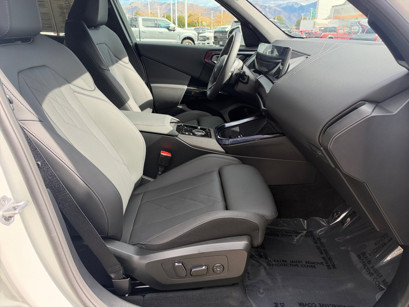 Used 2026 BMW X3 xDrive30i w/ M Sport Package AWD/4WD image 28