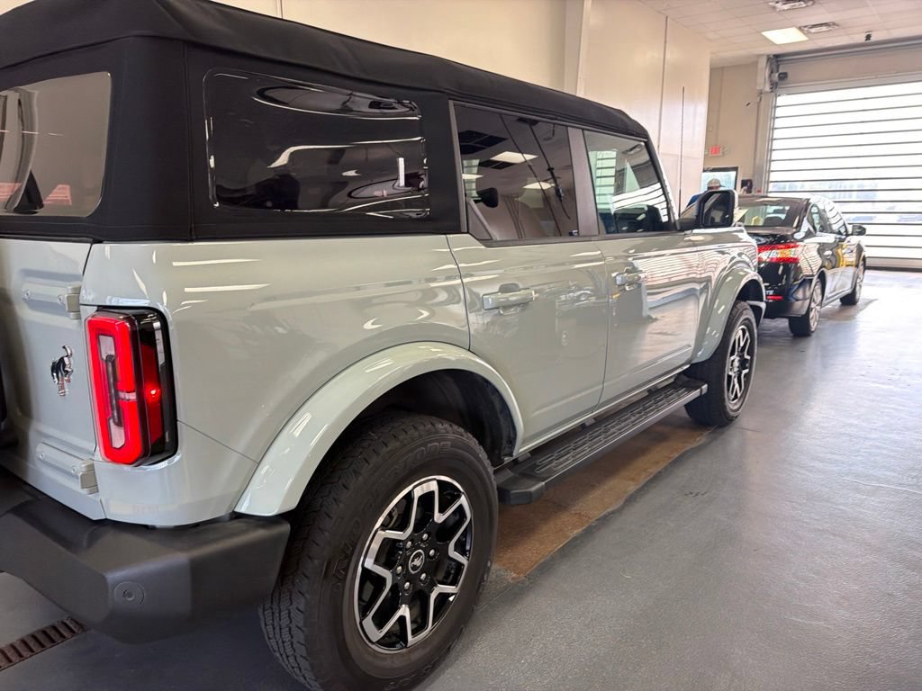Certified 2024 Ford Bronco Outer Banks AWD/4WD image 7