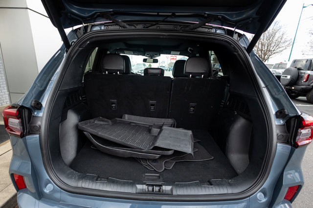 Certified 2025 Ford Escape ST-Line Elite w/ Premium Technology Package image 8