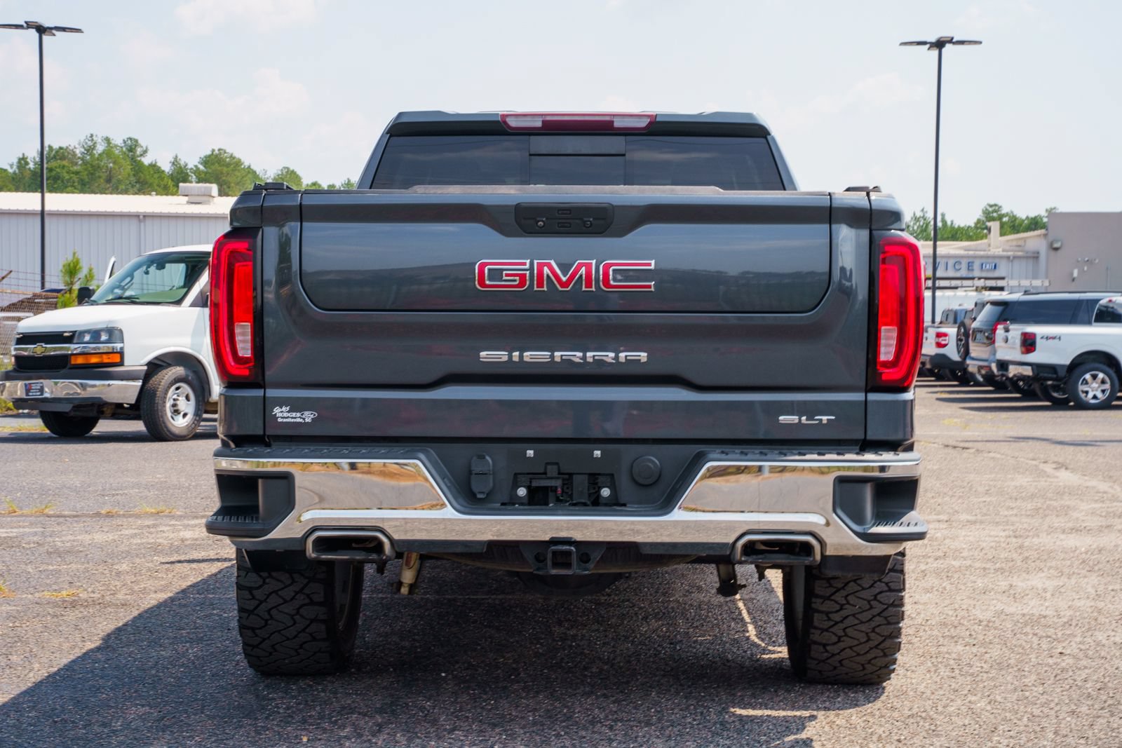 Used 2021 GMC Sierra 1500 SLT AWD/4WD image 7