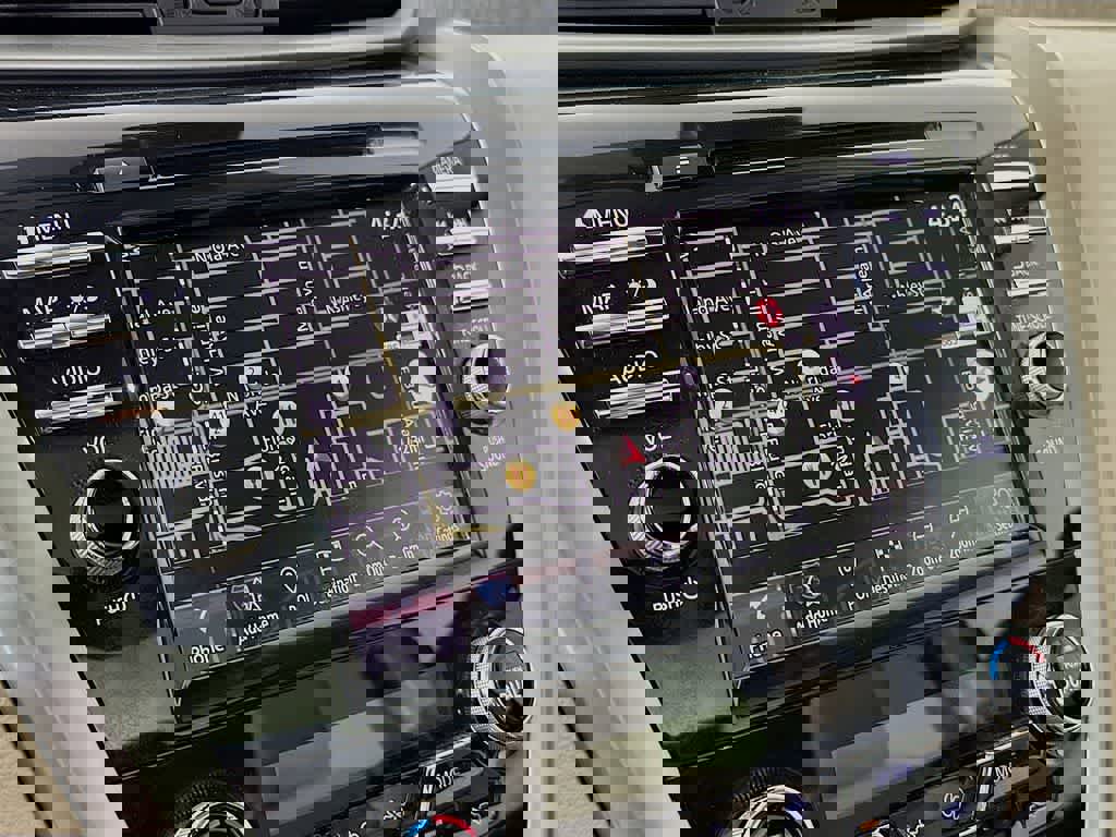 Used 2020 Nissan Murano SL image 28