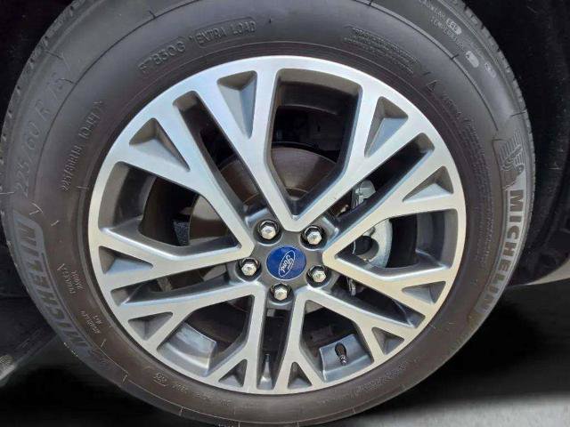 Certified 2020 Ford Escape SEL AWD/4WD image 33