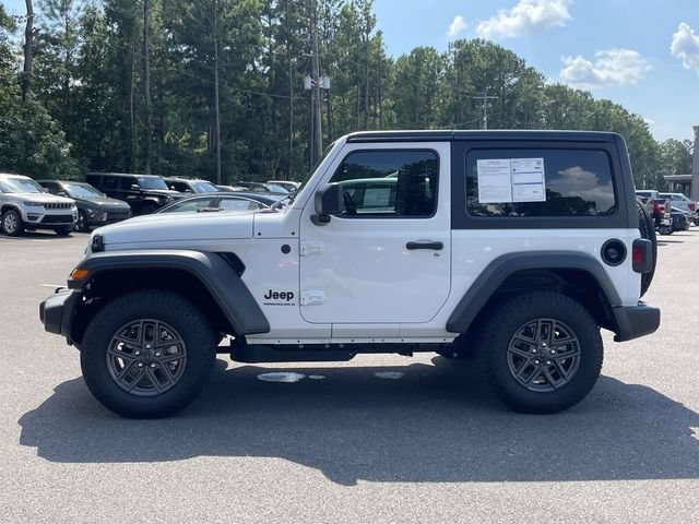 Used 2026 Jeep Wrangler Sport AWD/4WD image 26
