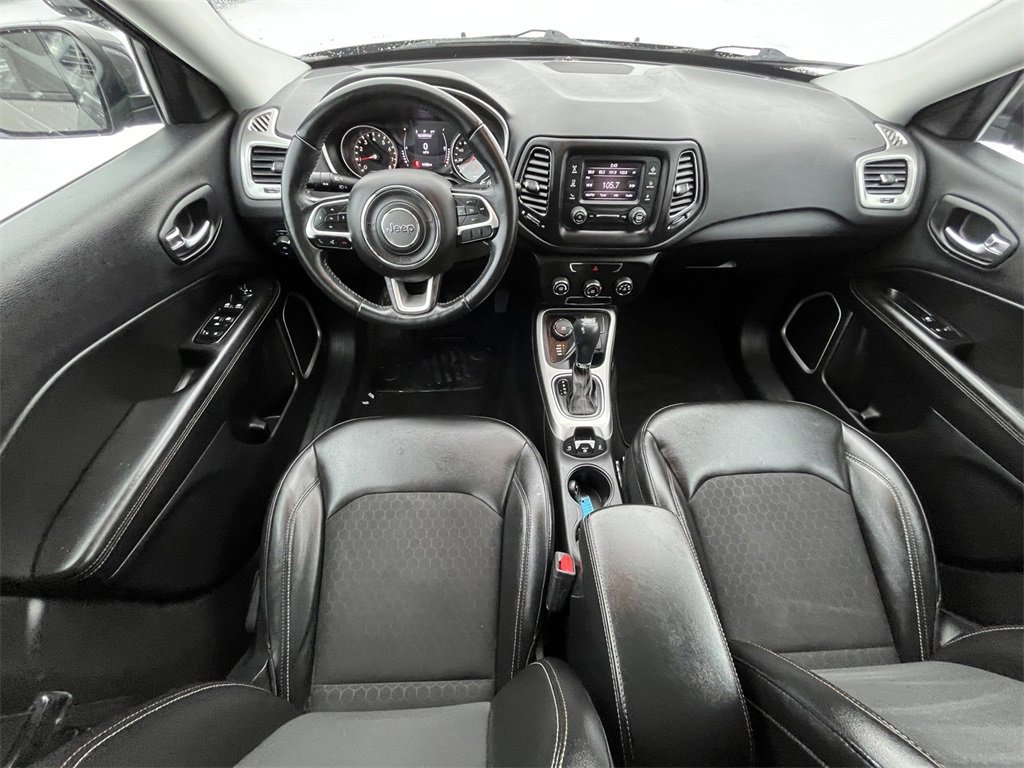 Used 2018 Jeep Compass Latitude image 20