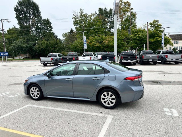 Used 2024 Toyota Corolla LE FWD image 10