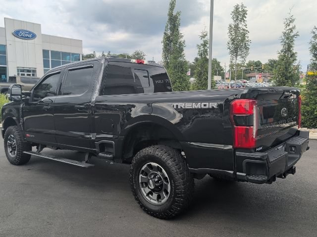 Certified 2024 Ford F250 Lariat w/ Lariat Ultimate Package AWD/4WD image 4