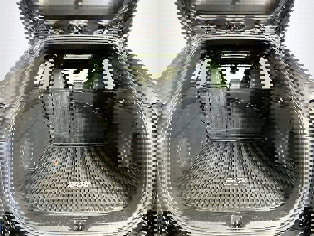 Used 2020 Toyota RAV4 XSE image 24