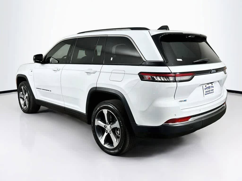 Used 2022 Jeep Grand Cherokee Limited 4xe w/ Luxury Tech Group II AWD/4WD image 3