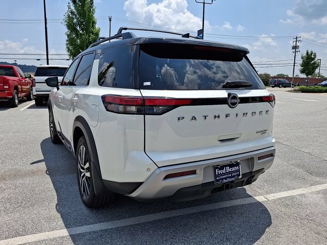 Used 2024 Nissan Pathfinder Platinum w/ Cargo Package AWD/4WD image 8