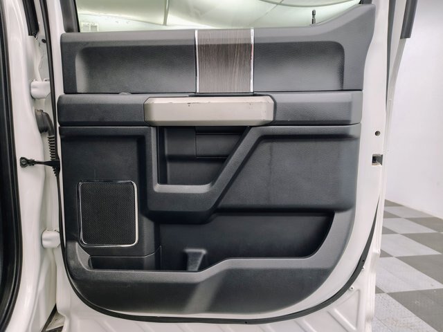 Certified 2020 Ford F350 Lariat AWD/4WD image 17