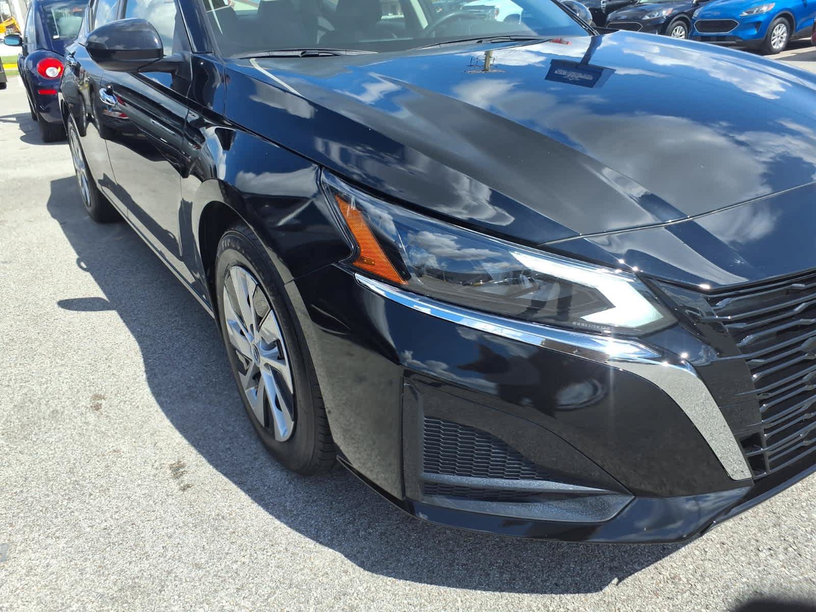 Used 2023 Nissan Altima 2.5 S FWD image 19