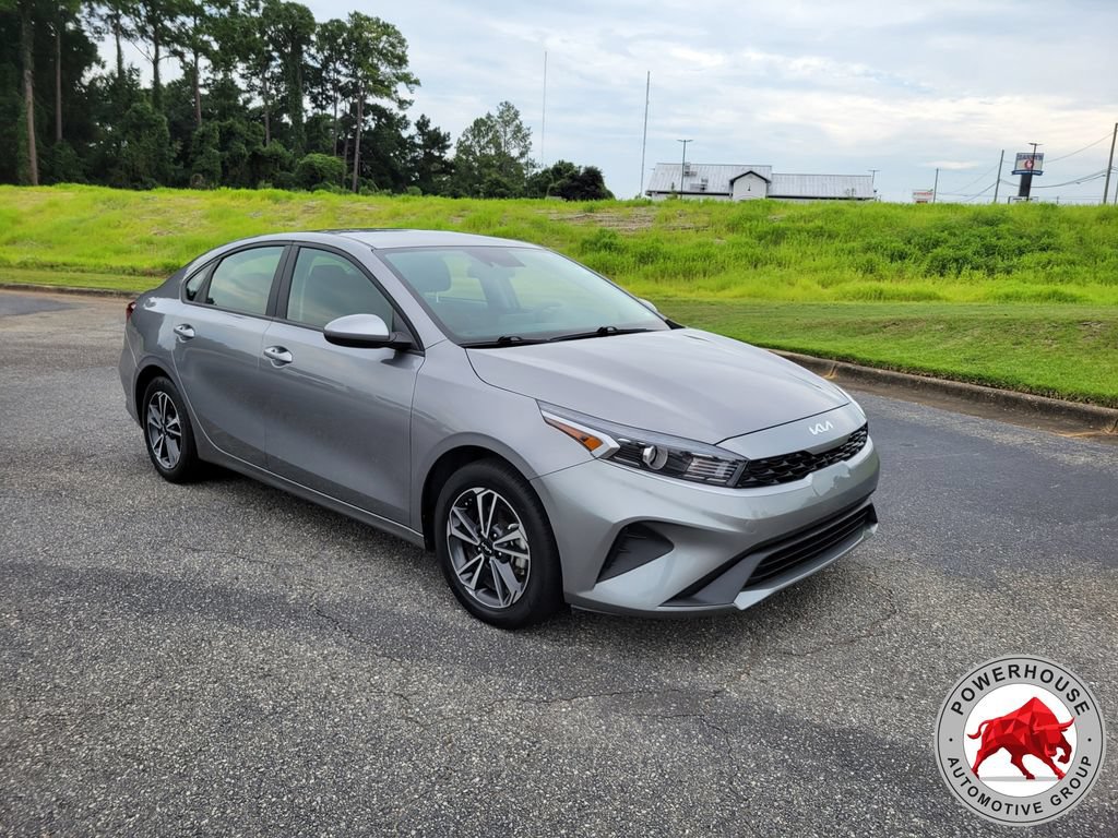 Used 2024 Kia Forte LXS FWD image 9
