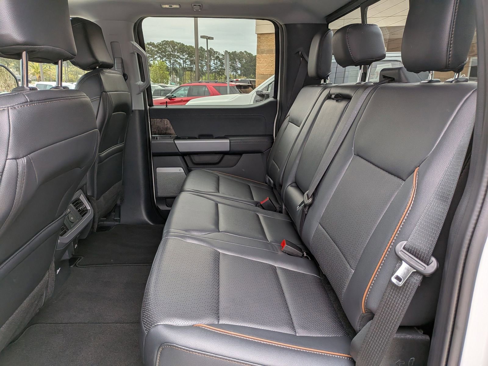 Certified 2026 Ford F250 Lariat w/ Black Appearance Package image 8