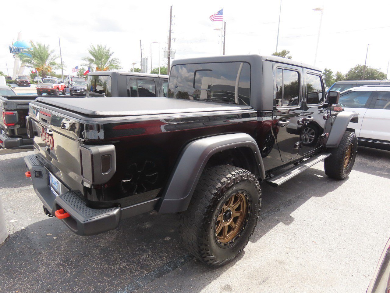 Used 2022 Jeep Gladiator Mojave w/ Cold Weather Group AWD/4WD image 10