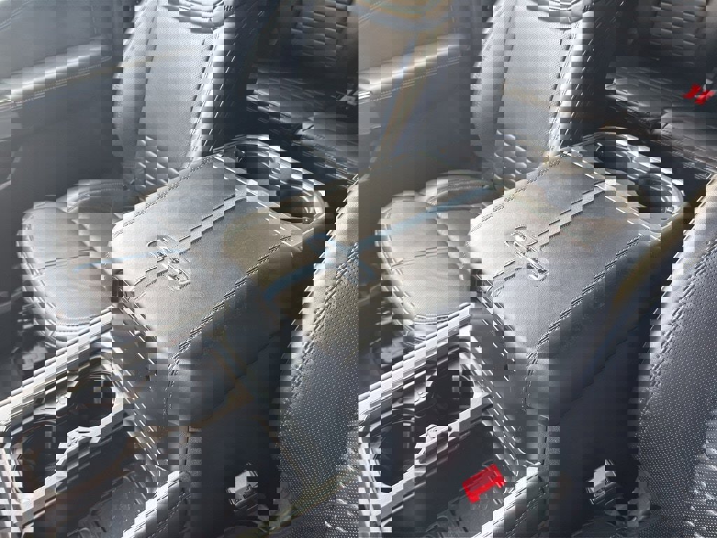 Certified 2025 Ford F350 Platinum w/ Tremor Off-Road Package image 36