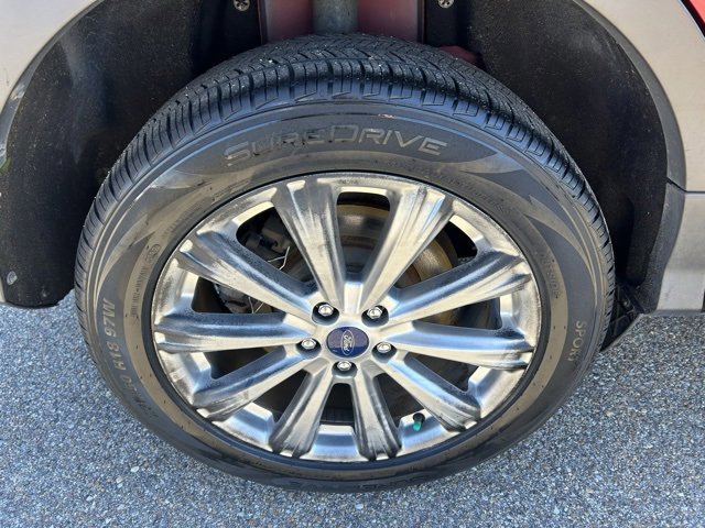 Certified 2017 Ford Escape Titanium image 8