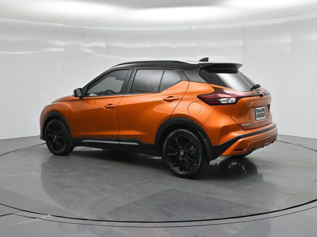 Used 2023 Nissan Kicks SR FWD image 7