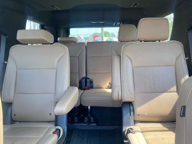 Used 2021 Chevrolet Tahoe Premier w/ Premium Package image 27