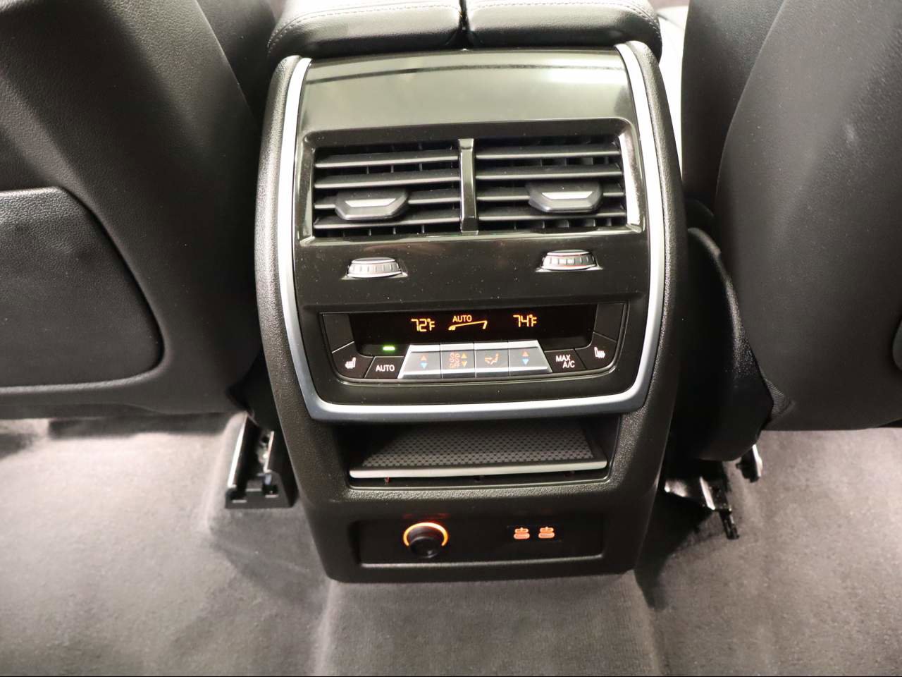 Used 2026 BMW X7 xDrive40i image 12