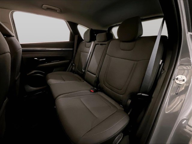 Used 2024 Hyundai Tucson SE FWD image 25