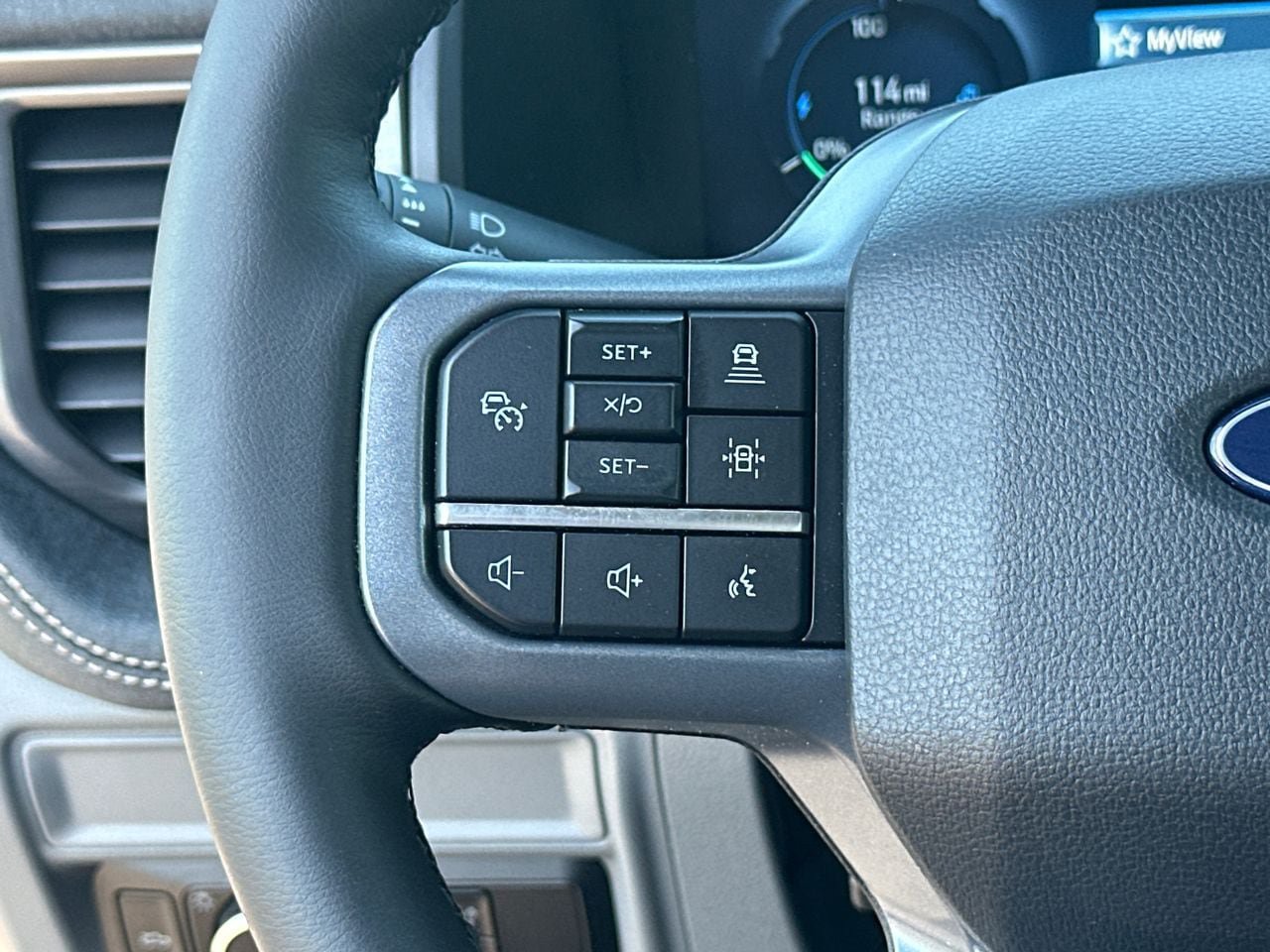 Certified 2025 Ford F150 Lightning Flash AWD/4WD image 27