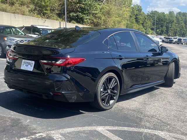 Used 2026 Toyota Camry Hybrid w/ Convenience Package FWD image 3