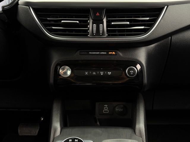 Certified 2025 Ford Escape Platinum AWD/4WD image 26
