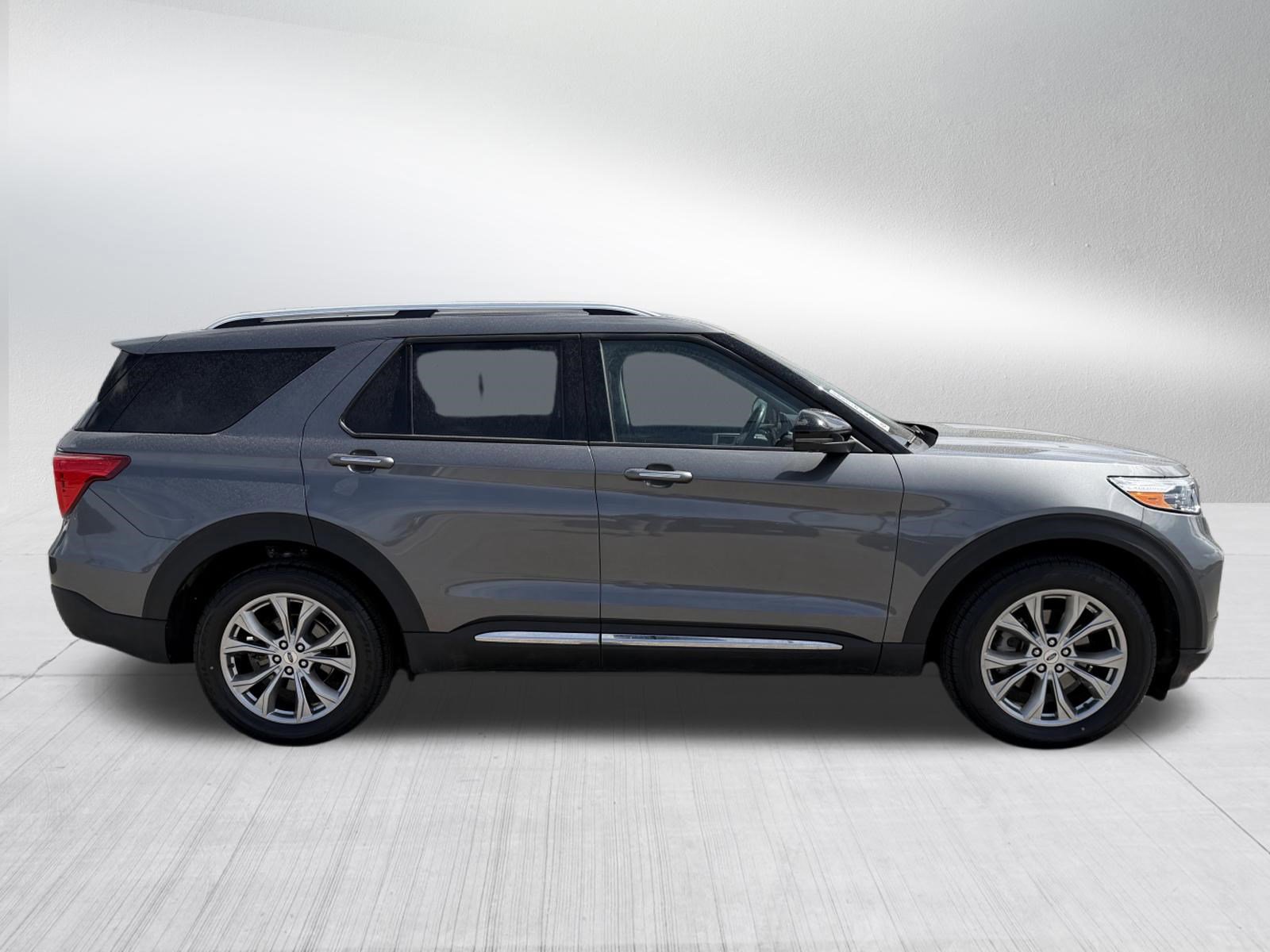 Certified 2023 Ford Explorer Limited w/ Limited Technology Package AWD/4WD image 6