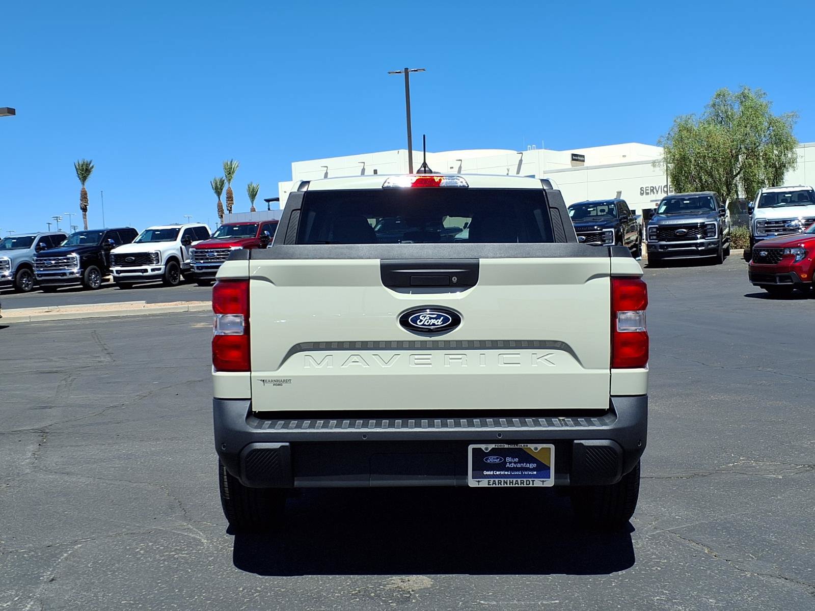 Certified 2025 Ford Maverick XL FWD image 5