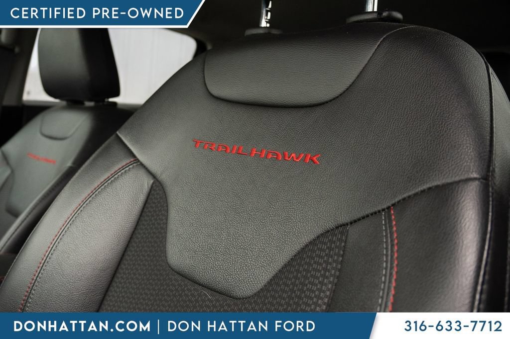 Used 2022 Jeep Compass Trailhawk w/ Trailhawk Convenience Group AWD/4WD image 22