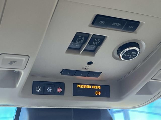Used 2019 Cadillac Escalade ESV Luxury AWD/4WD image 32