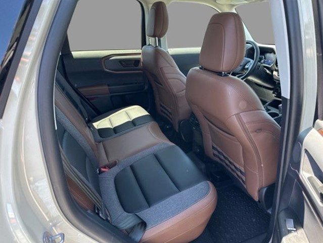Certified 2024 Ford Bronco Sport Outer Banks w/ Tech Package AWD/4WD image 11
