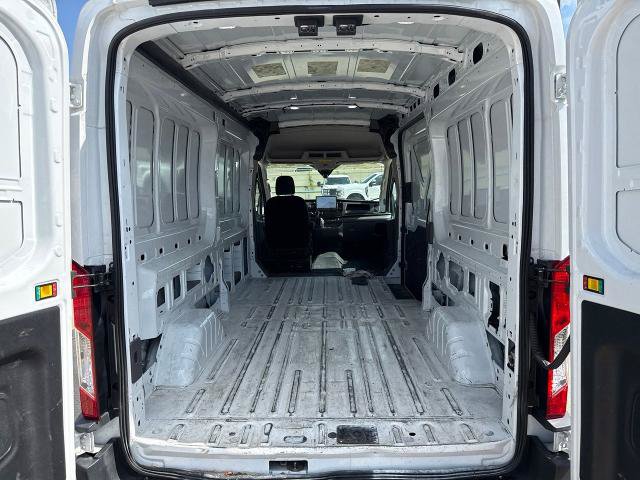 Certified 2023 Ford Transit 250 Medium Roof RWD image 8