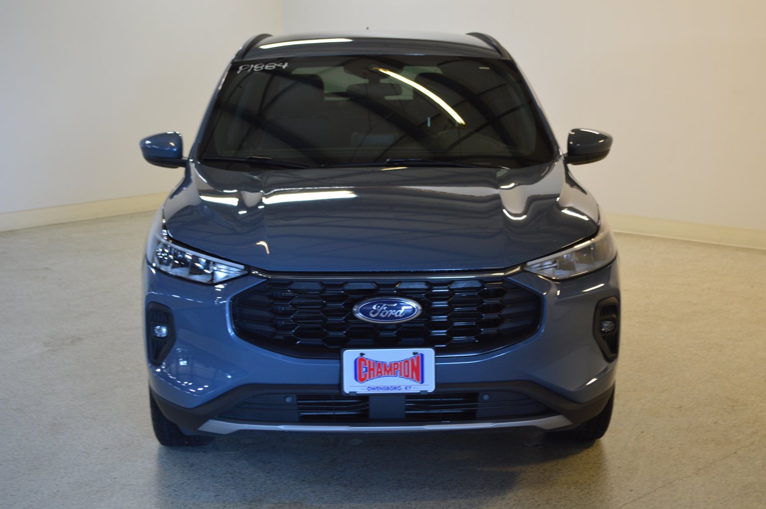 Certified 2025 Ford Escape ST-Line Select AWD/4WD image 8