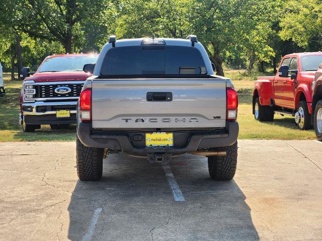 Used 2019 Toyota Tacoma TRD Off-Road RWD image 5