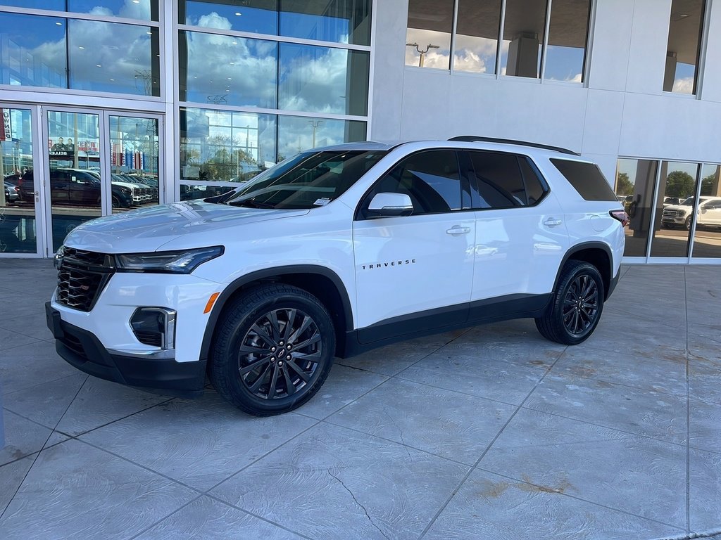 Used 2022 Chevrolet Traverse RS image 5