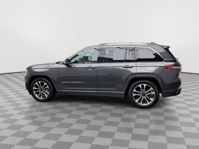 Used 2023 Jeep Grand Cherokee Overland AWD/4WD image 39