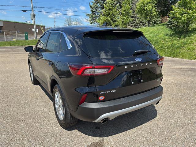 Certified 2024 Ford Escape Active AWD/4WD video 2