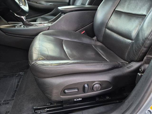 Used 2023 Chevrolet Malibu LT FWD image 16