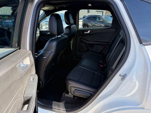 Certified 2023 Ford Escape ST-Line Select w/ Tech Pack #2 image 15