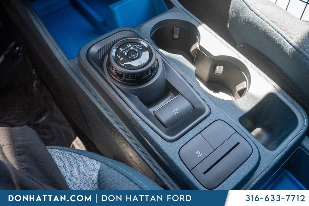 Certified 2025 Ford Maverick XLT FWD image 12